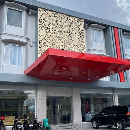 Hotel Reddoorz Premium At Jalan Diponegoro Lampung Bandar Lampung Exterior foto